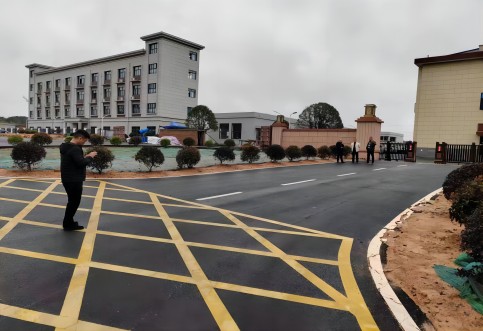 校內(nèi)交通組織優(yōu)化，助力打造平安校園！